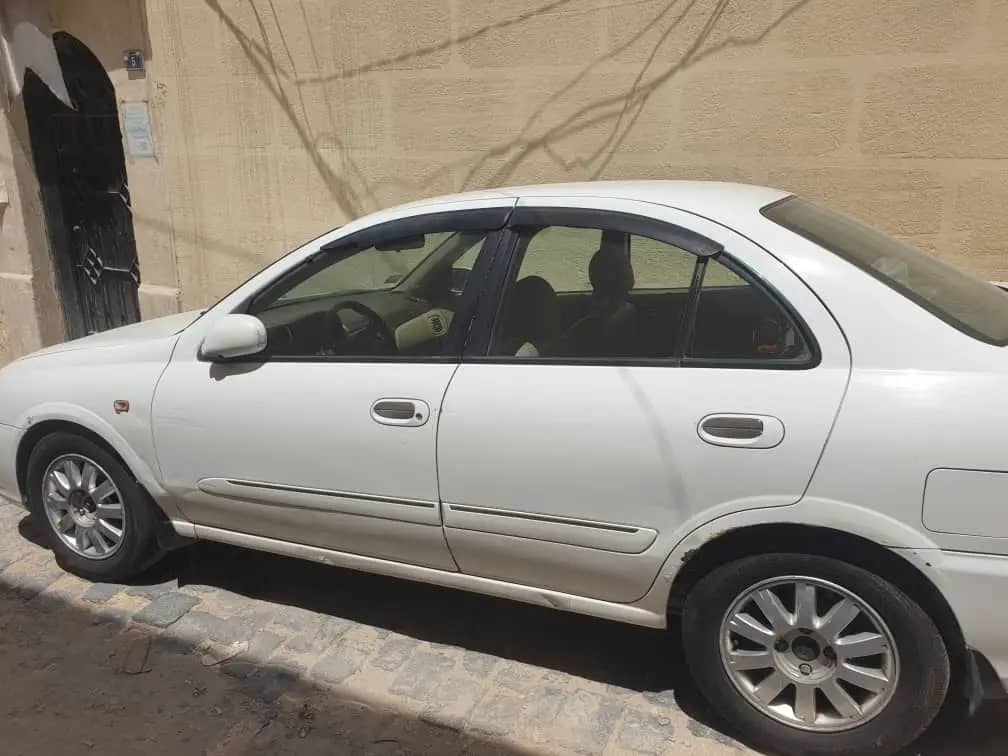 سامسونج SM3 موديل 2004 بحالة جيدة