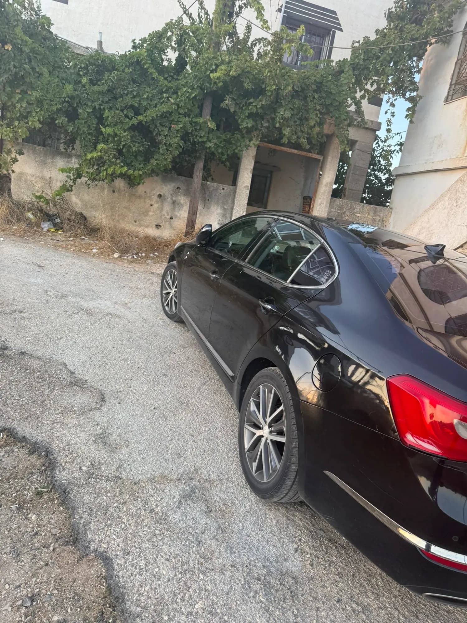 كيا كادينزا 2015 بحالة ممتازة - صورة 4