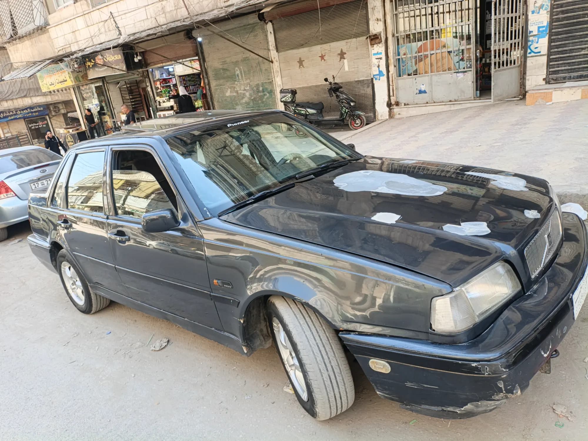 فولفو 460 موديل 1994 بحالة جيدة - صورة 2