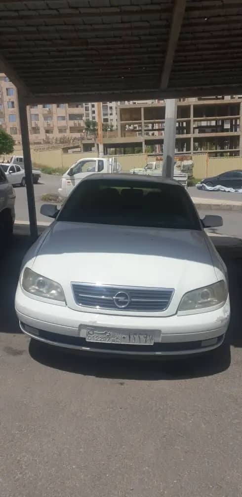 أوبل أوميغا 2000 بحالة جيدة
