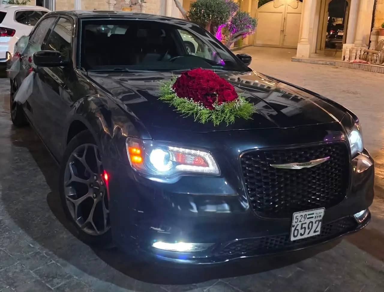 كرايسلر 300C موديل 2017 بحالة ممتازة