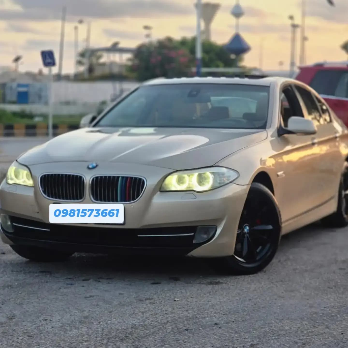 بي إم دبليو الفئة الخامسة 520i 2013 بحالة ممتازة