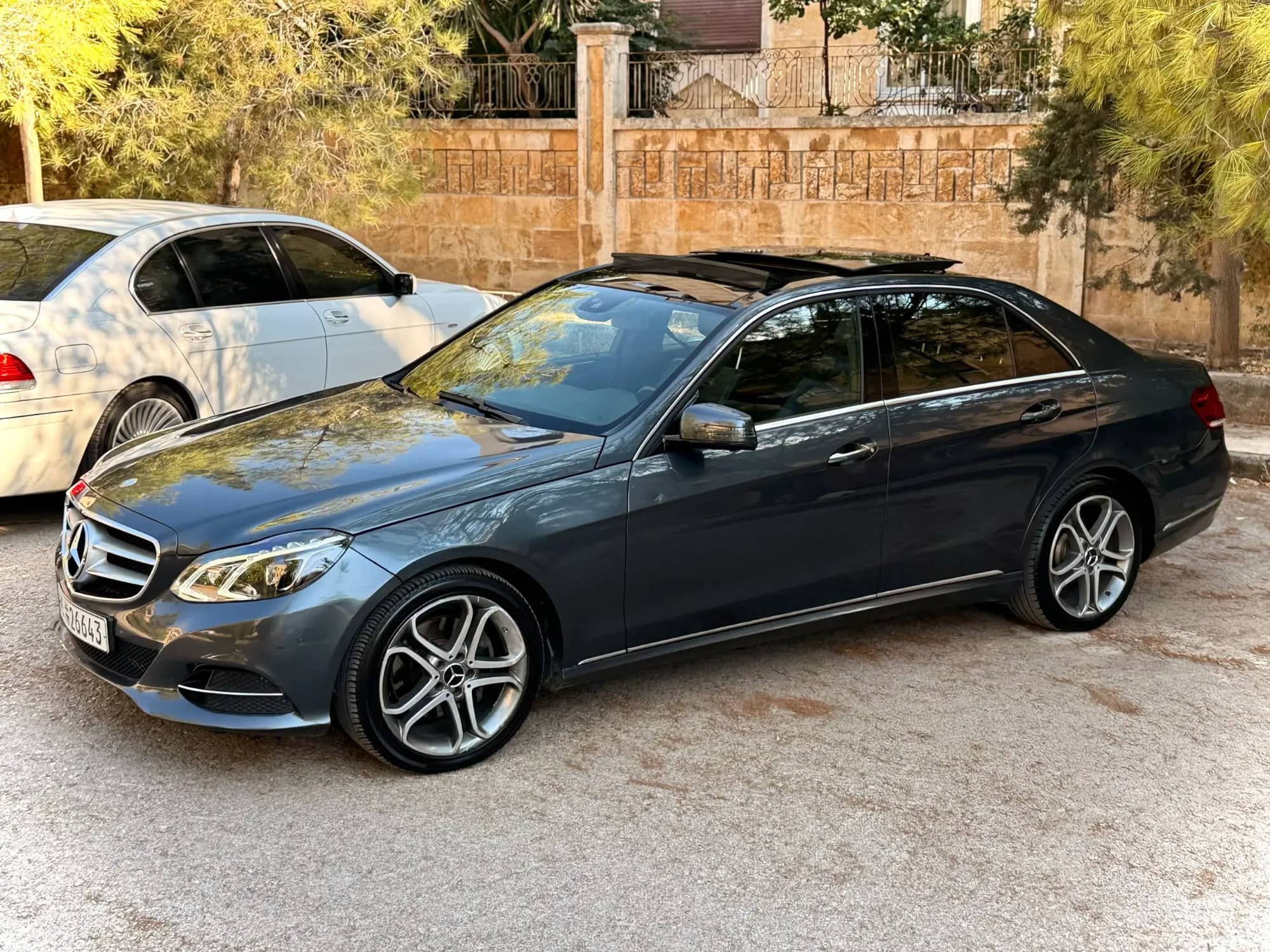 مرسيدس-بنز E-Class 2016 بحالة ممتازة
