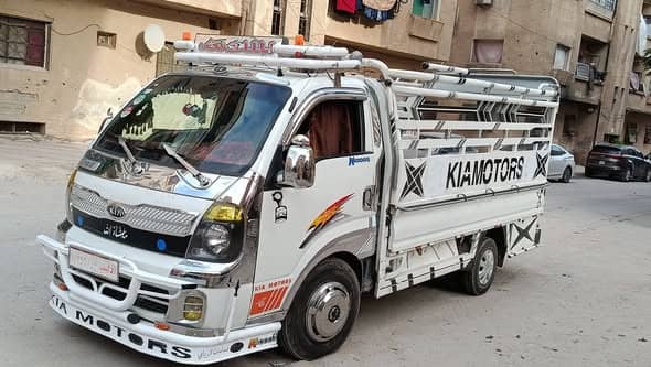 كيا بونغو 2008