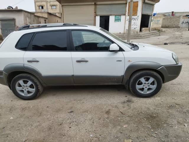 هيونداي توسان 2005