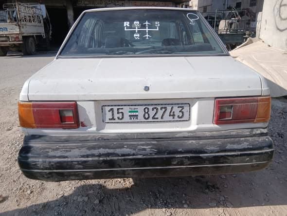 نيسان صني 1983