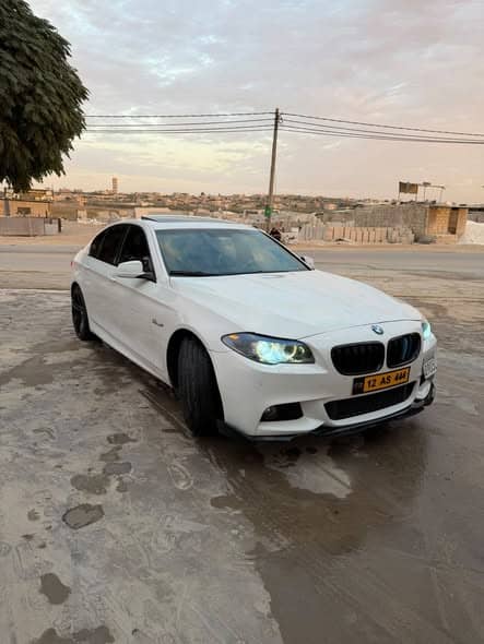 بي إم دبليو 520 2013