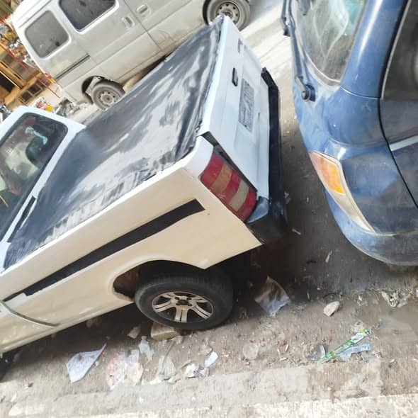 سكودا Pickup 1995