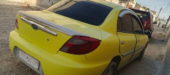 كيا ريو 2001