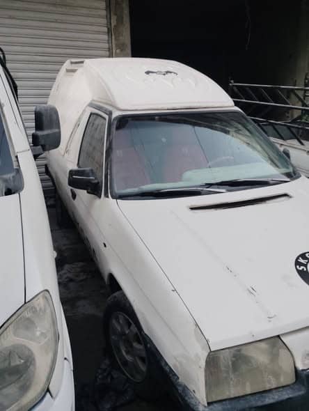 سكودا Pickup 1995