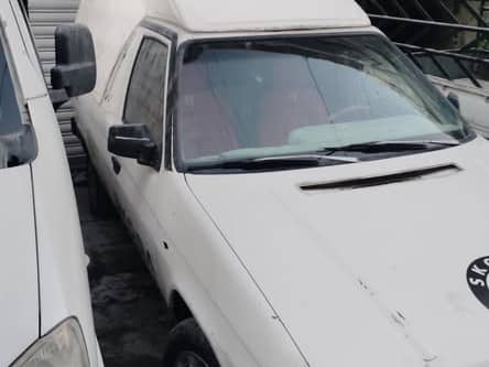 سكودا Pickup 1995