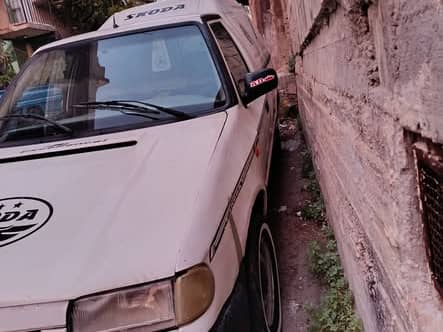 سكودا Pickup 1997