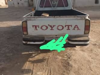 تيوتا بيكاب 1977