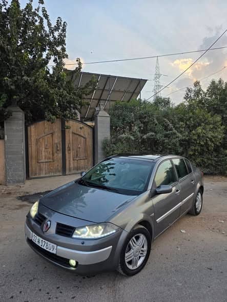 رينو ميغان 2006
