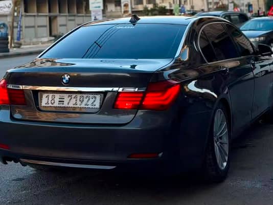 بي ام دبليو 730Li 2013