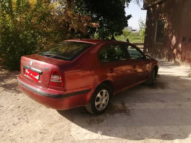 سكودا اوكتافيا 2001