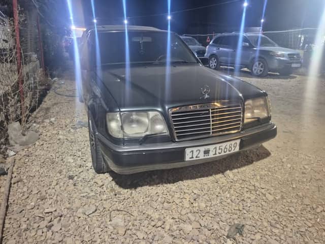 مرسيدس E300 1991