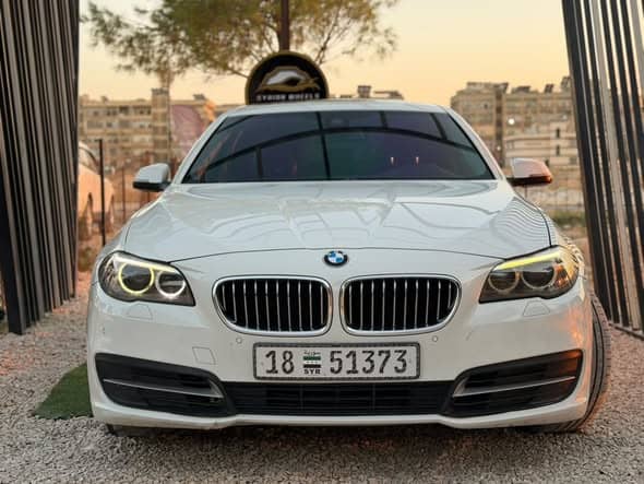 بي إم دبليو 520 2014