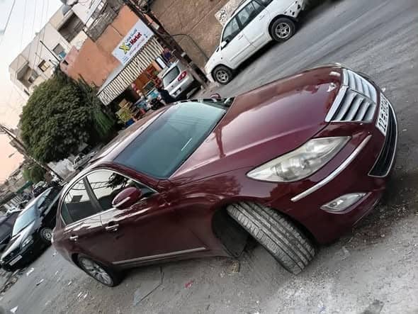 هيونداي جينيسس 2009