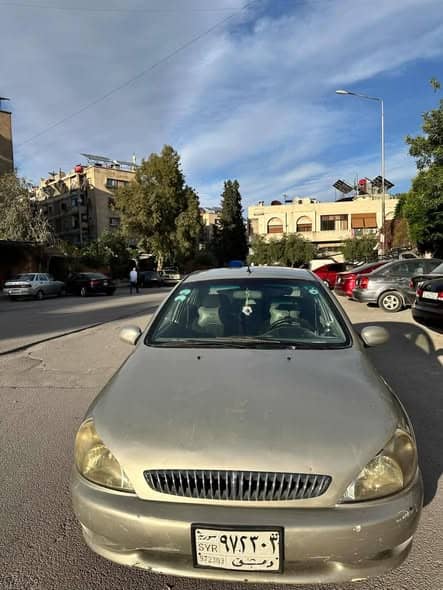 كيا ريو 2002