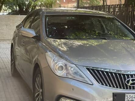 هيونداي أزيرا 2012