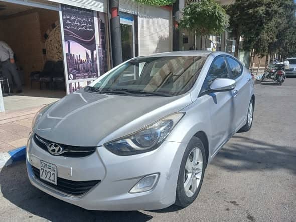 هيونداي افانتي 2013