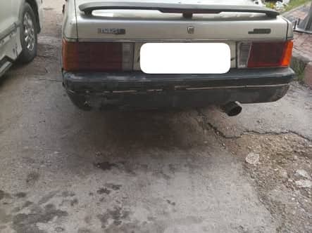 مازدا 929 1983