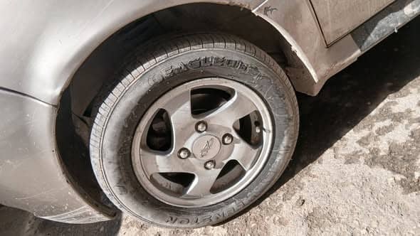 شيري QQ 2002
