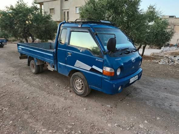 هونداي H-100 2001