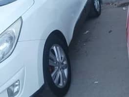 هيونداي توسان 2011