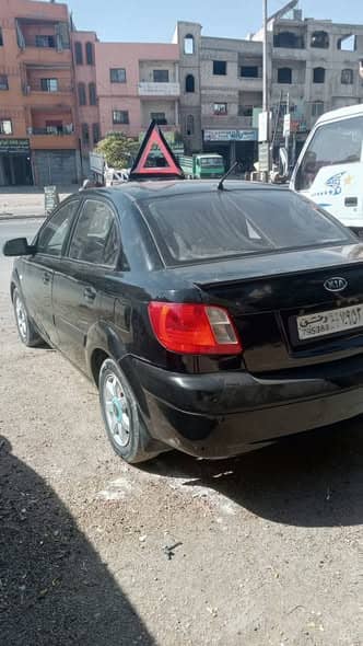 كيا ريو 2008