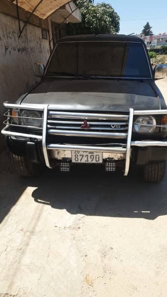 ميتسوبيشي باجيرو 1993
