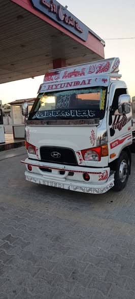 هيونداي HD78 2009