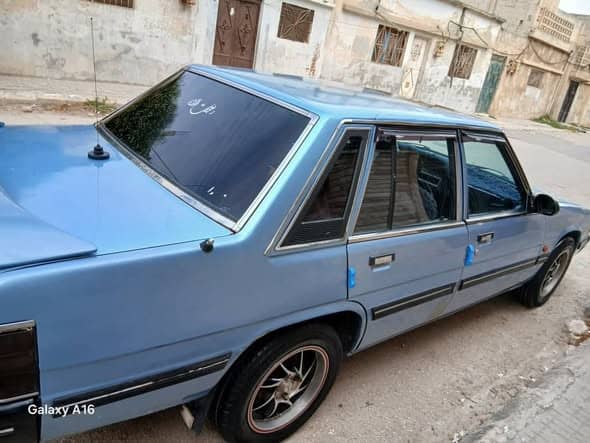 مازدا 929 1990