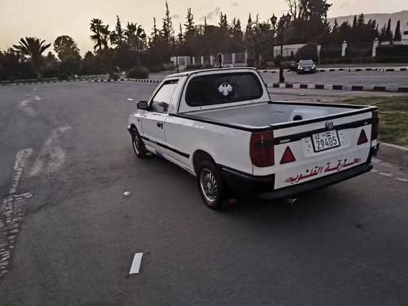 سكودا بيك أب 2001