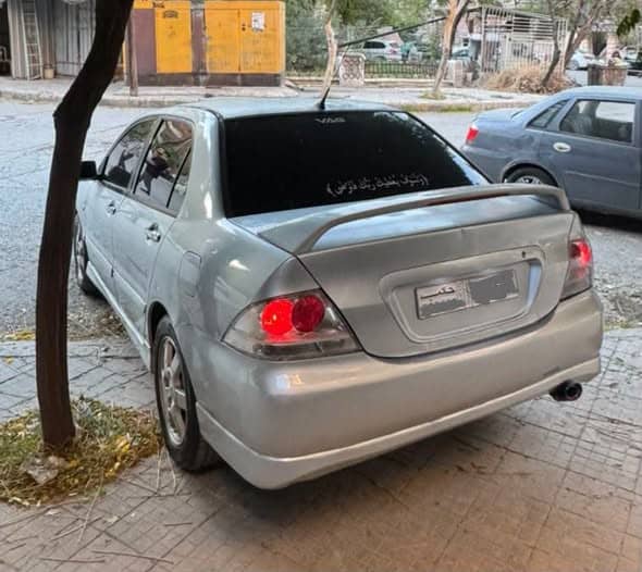 ميتسوبيشي لانسر 2007