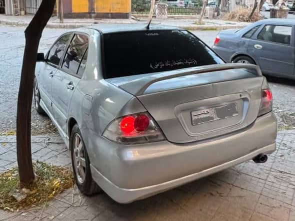 ميتسوبيشي لانسر 2007