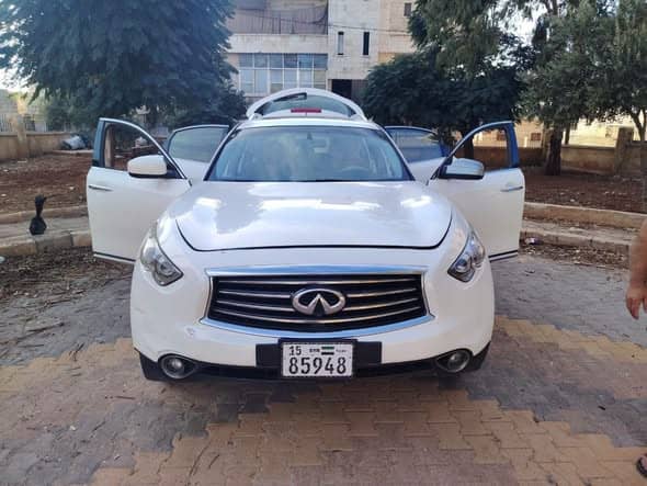 إنفينيتي FX 2012