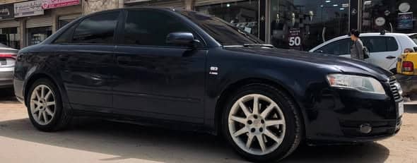 اودي A4 2005