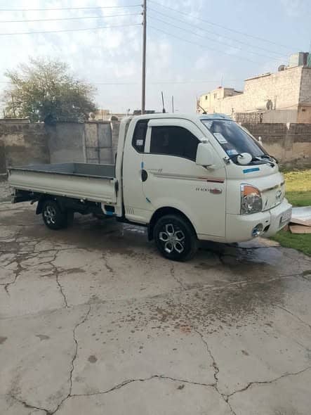 هيونداي H-100 2005