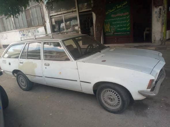 اوبل ريكورد 1976