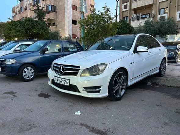مرسيدس C300 2013