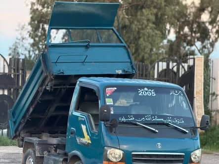 كيا K2700 2005
