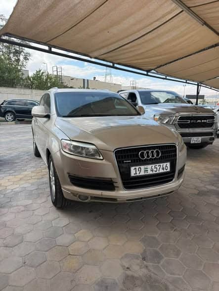 أودي Q7 2007