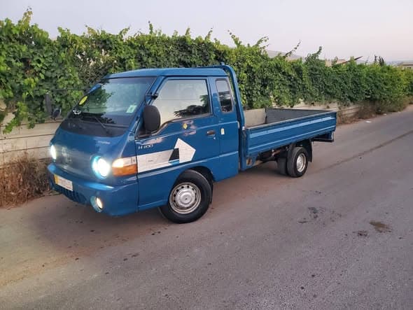 هونداي H-100 2001