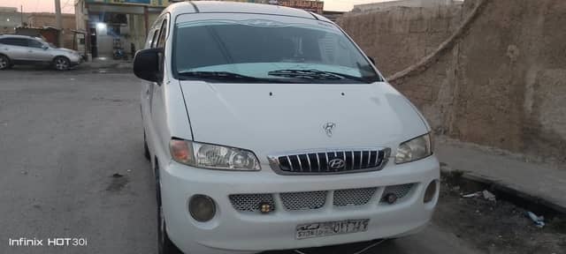 هيونداي H-1 2000