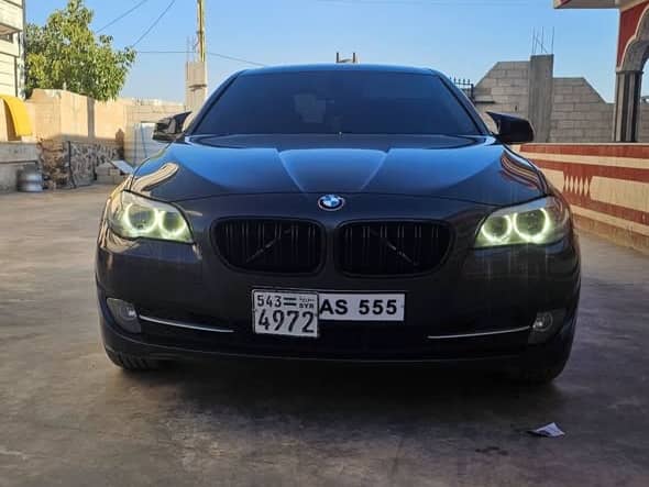 بي إم دبليو 528i 2012