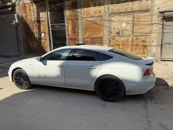 أودي A7 2012