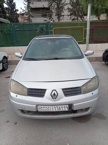 رينو ميغان 2005