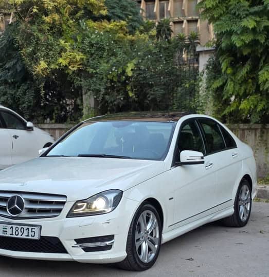 مرسيدس C 200 2012